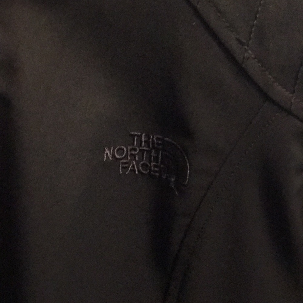Light Northface Jacket - image 2